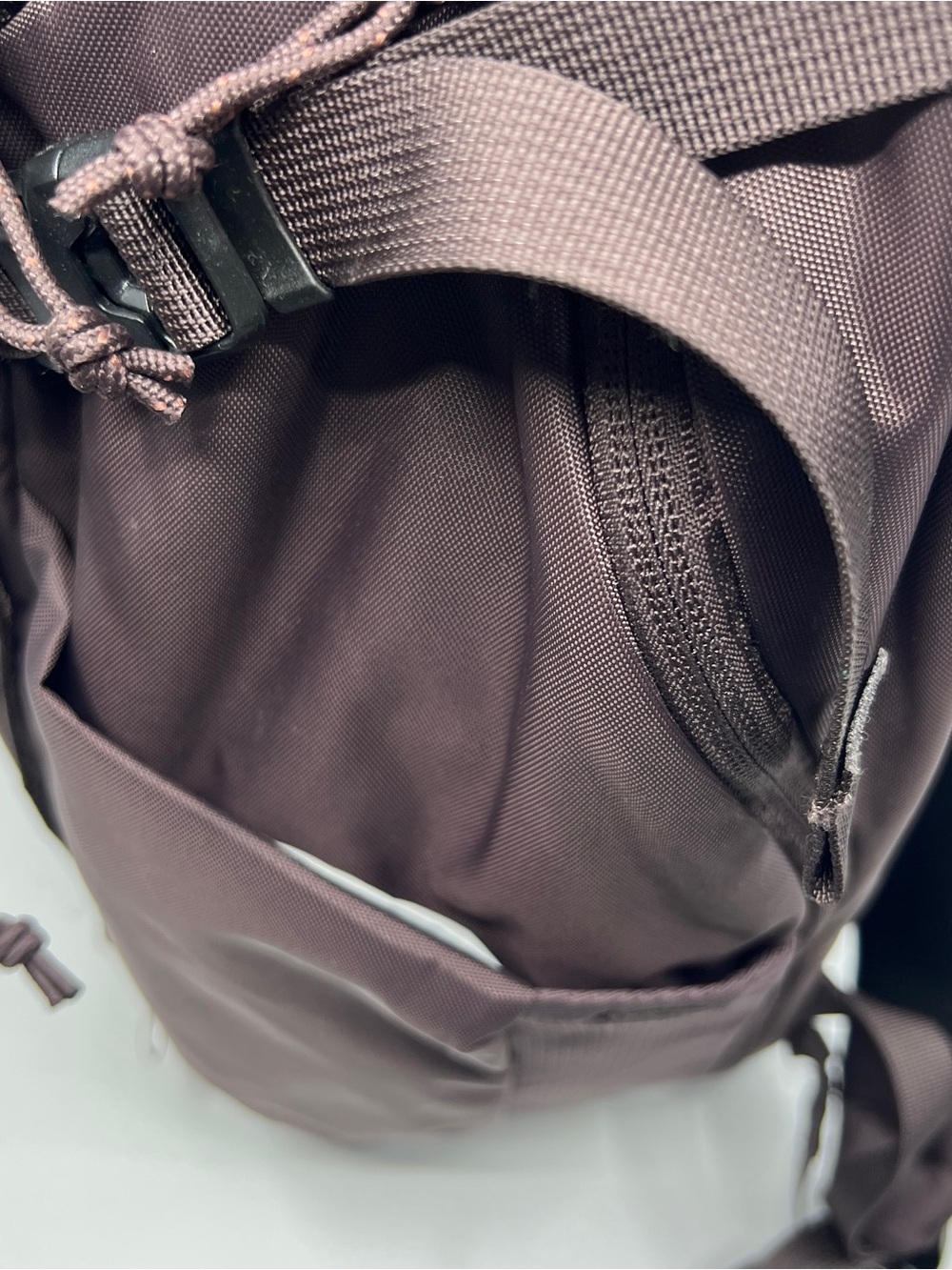 New NWT REI Raisin purple multi compartment Ruckpack 30 Backpack travel bag - Picture 14 of 16